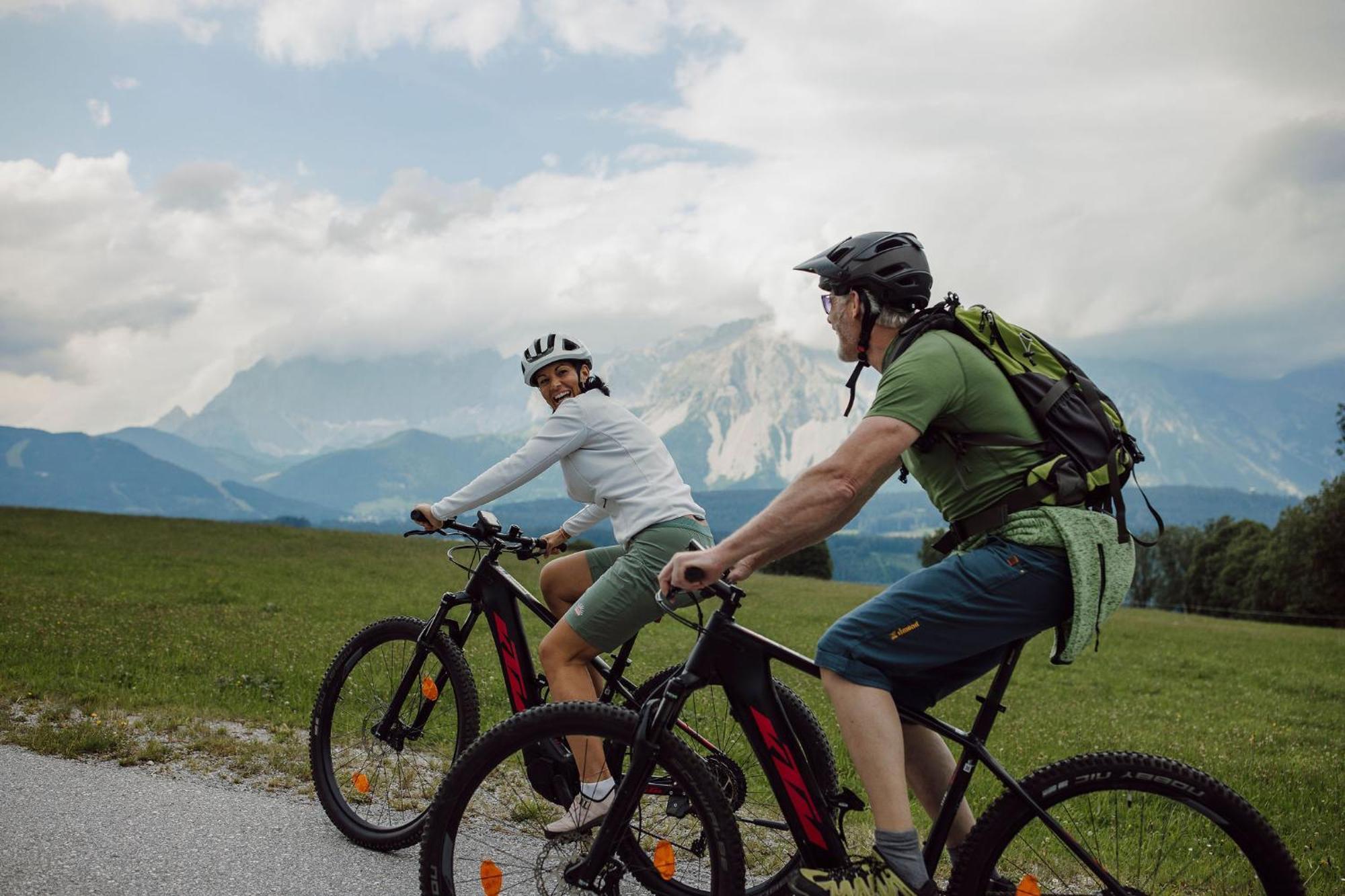 Hotel Waldfrieden Schladming Dış mekan fotoğraf