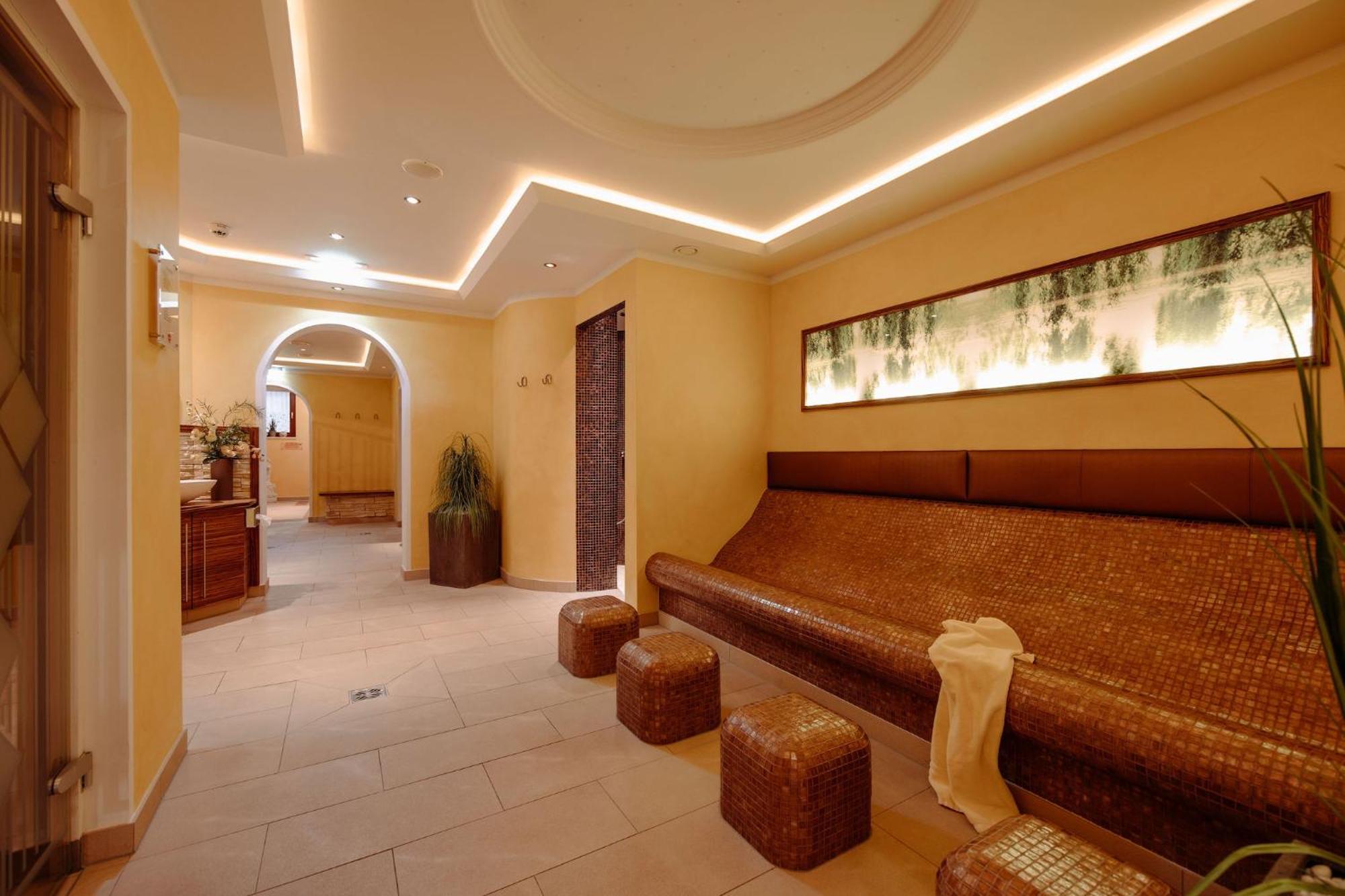Hotel Waldfrieden Schladming Dış mekan fotoğraf